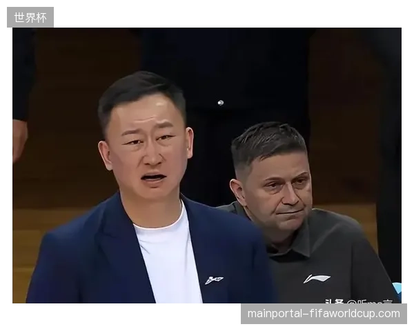 刘维伟教练注重球队心理建设，要求青岛队在季后赛中展现出更强的拼搏精神
